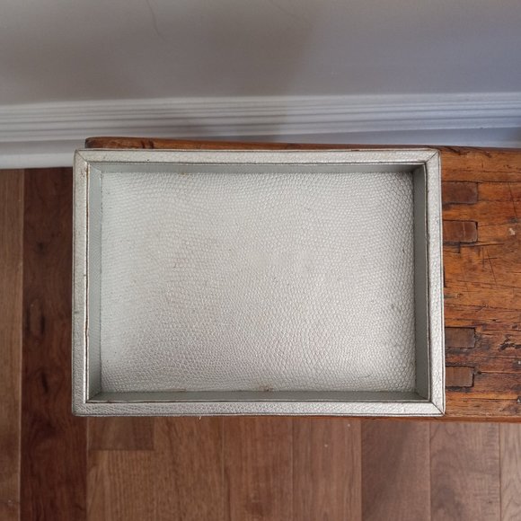 Hold Everything by Williams Sonoma Silver Leather Valet Tray - Picture 2 of 16